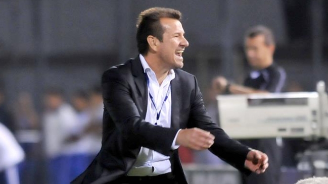 Medio brasileño aseguró que la próxima semana se decidirá el destino de Dunga