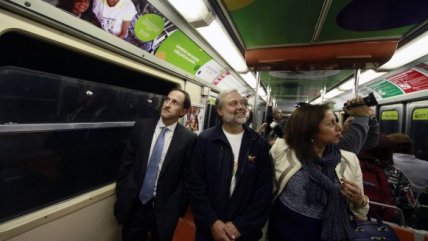   Campaña de América Solidaria se tomó el Metro de Santiago 