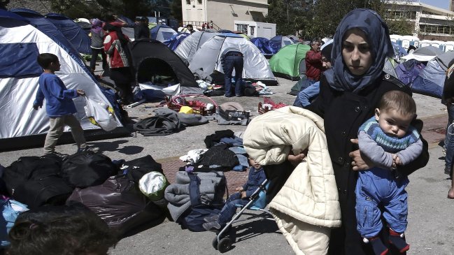 Menor en centro refugiados está en huelga de hambre por ser separada de su marido