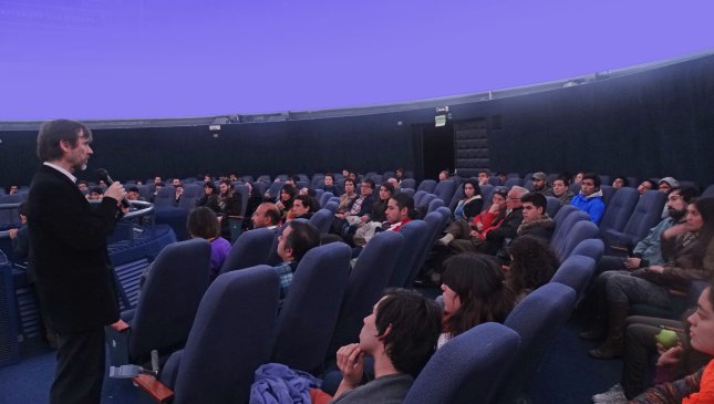 Planetario inaugura su temporada de charlas de divulgación científica 2016