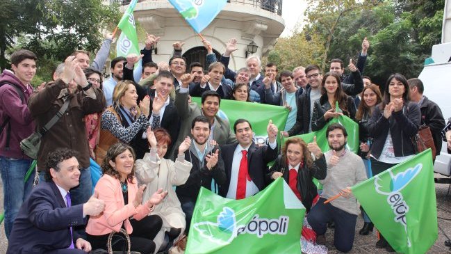 Evópoli se constituyó como partido político nacional