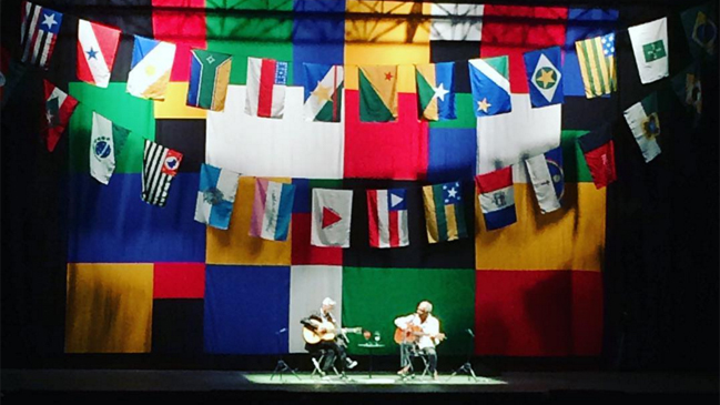  Caetano Veloso y Gilberto Gil deleitaron al Movistar Arena  