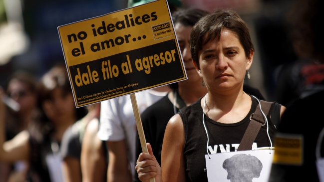 Sernam pide cambiar la ley tras fallo que otorgó atenuante por infidelidad a femicida frustrado