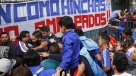 Johnny Herrera dialogó con hinchas de U. de Chile que llegaron hasta el CDA