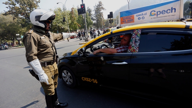 Taxista detenido por Carabineros en caravana de protesta fue formalizado