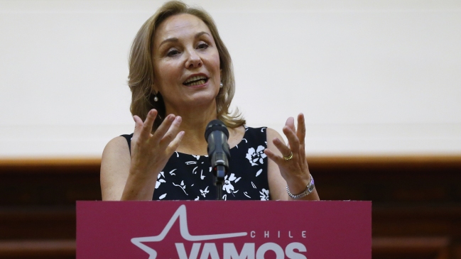 Cecilia Morel: Estamos tirando por la borda lo construido en 25 años