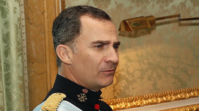 El rey de España evaluará de aquí a fin de mes si propone un nuevo presidente