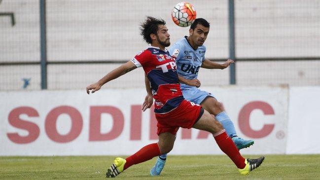 En San Marcos de Arica y Deportes Iquique anticipan un clásico 