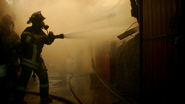 Bomberos pide penas severas para agresores: Ayudamos en el problema y nos responden así