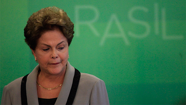 Rousseff comienza a jugarse su cargo en un Congreso hostil