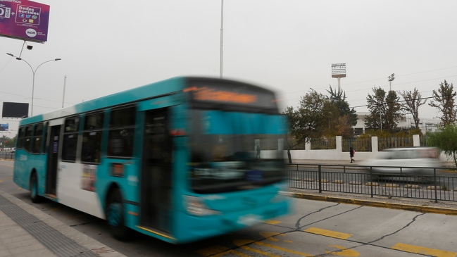 Un joven murió en riña al interior de un bus del Transantiago