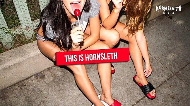 Bar danés ofrece singular trabajo: mirar porno 20 horas a la semana