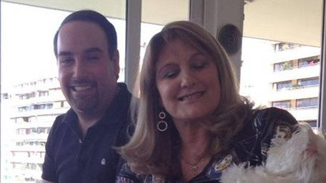 Madre de Alberto Chang fue detenida en el aeropuerto de Santiago