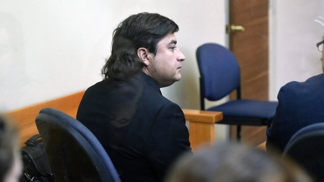 Firma mensual para ex carabinero que lesionó a Rodrigo Avilés