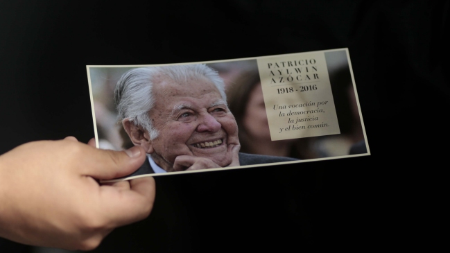 Los desvíos de este jueves en el centro de Santiago por los homenajes a Patricio Aylwin