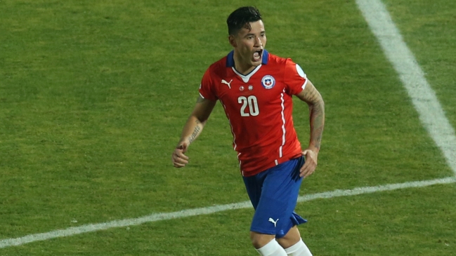 10 recordadas conquistas en la carrera de Charles Aránguiz