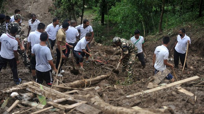 Al menos 16 muertos en un deslizamiento de tierra en el noreste de India
