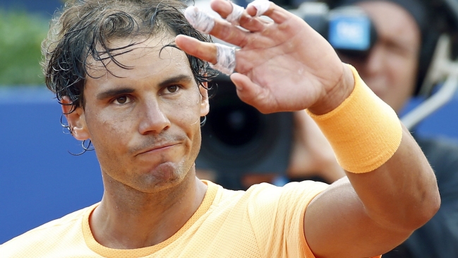 Rafael Nadal avanzó a semifinales en el Conde de Godó a costa de Fabio Fognini