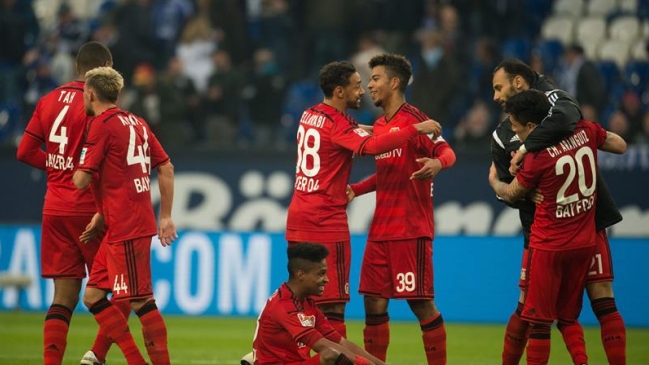 Charles Aránguiz fue titular en gran remontada de Bayer Leverkusen ante Schalke