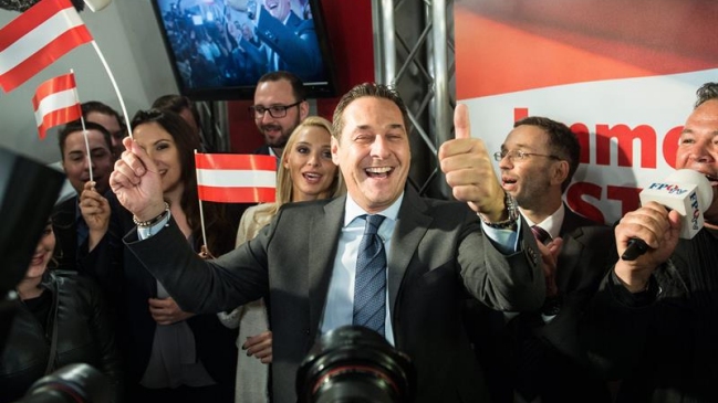 Partido de ultraderecha ganó primera vuelta presidencial en Austria
