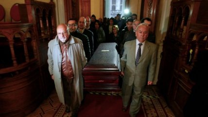   El traslado de los restos de Pablo Neruda hasta el ex Congreso Nacional 
