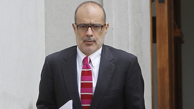 Ministro Valdés se manifestó 