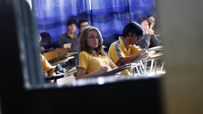 Experto tras resultados Simce: Brechas se van incrementando a favor de los hombres