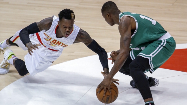 Raptors y Hawks ganaron en casa y quedaron arriba en sus series del Este