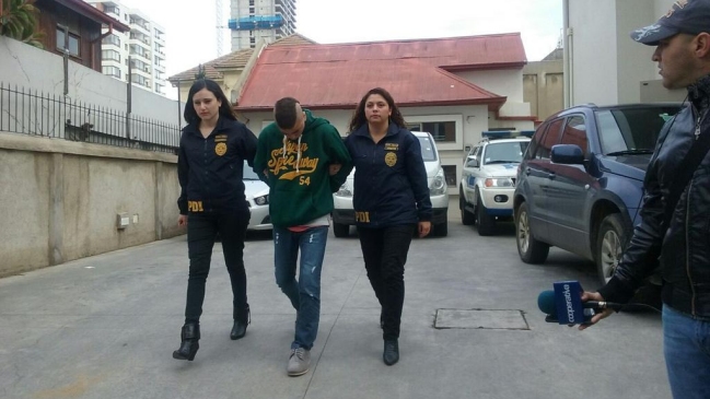 Femicida de Valparaíso se mostró 