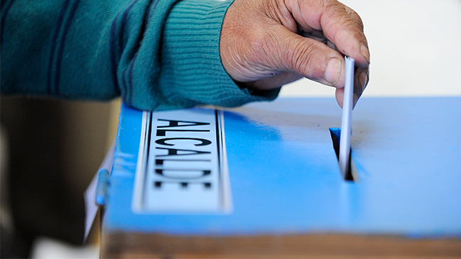 Primarias convencionales cobran fuerza en la Nueva Mayoría tras impasse con el Servel