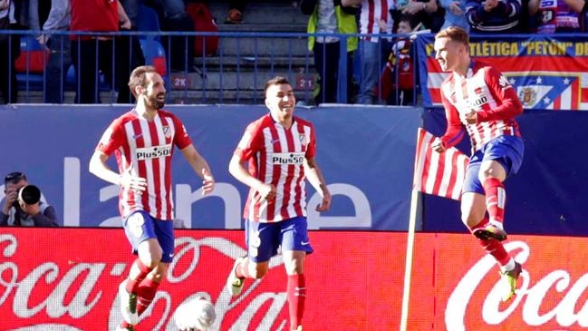 Atlético de Madrid batió con lo justo a Rayo Vallecano y se mantuvo en la cima de la liga española