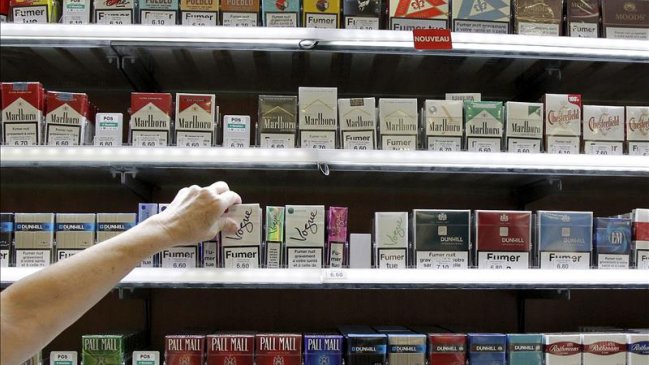 Gobierno argentino confirmó alza de impuestos al tabaco a un 75 por ciento