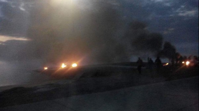 Continúan los bloqueos en Chiloé en tercer día de protestas de pescadores