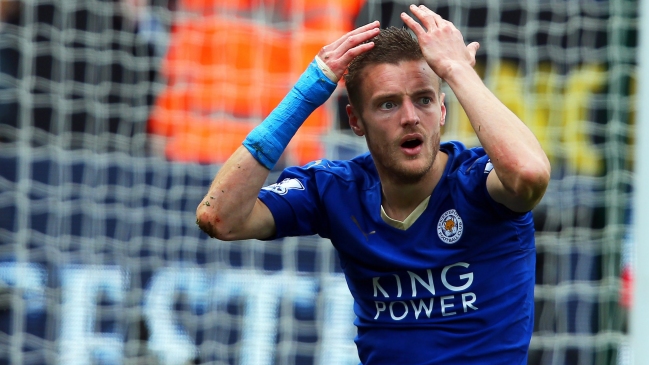 Dueño de Leicester: Jamie Vardy entrenaba borracho cuando llegó al club