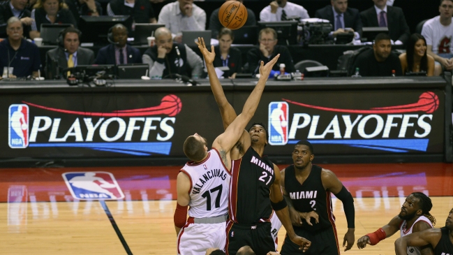 Toronto Raptors venció en la prórroga a Miami Heat para igualar la serie en semifinales del Este