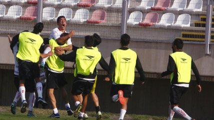 Alfredo Abalos anotó el primero para Curicó Unido ante D. Iberia