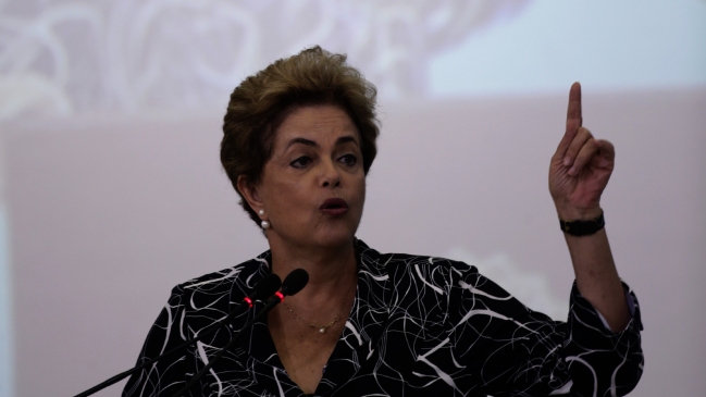 Presidente interino de la Cámara reculó y finalmente apoyó proceso contra Rousseff