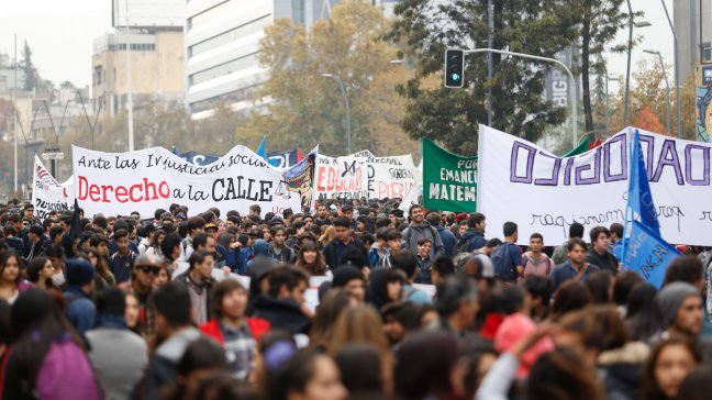 Confech cifró en 120 mil los asistentes a marcha de este miércoles