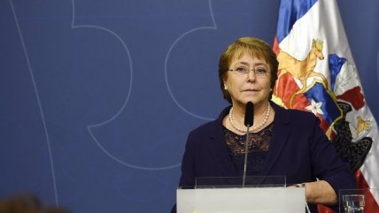  Bachelet defendió estabilidad y apertura de economía chilena  