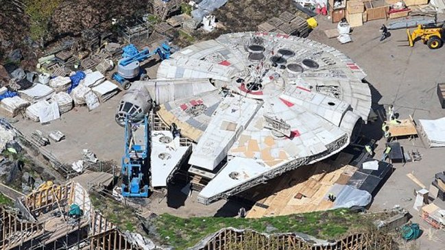 Decenas de curiosos llegan a Irlanda para el nuevo rodaje de 