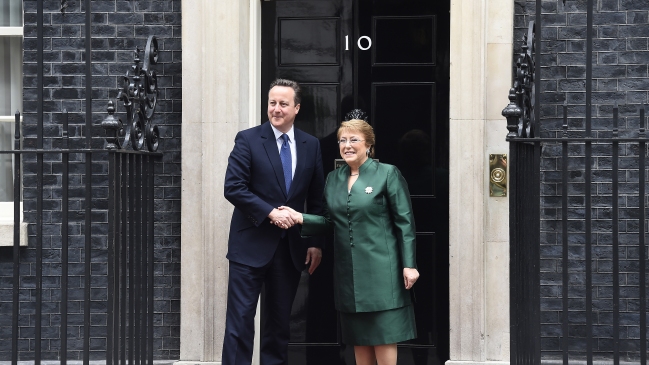 Presidenta Bachelet se reunió en Londres con David Cameron