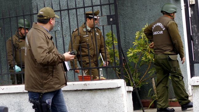 Delincuentes huyeron con millonario botín tras violento asalto en casa de La Florida