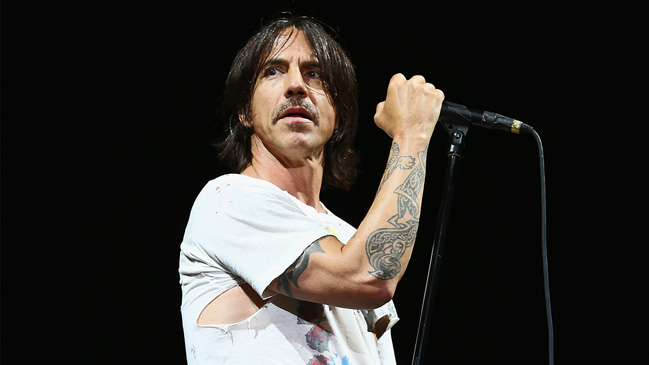 Vocalista de Red Hot Chili Peppers sufrió una infección intestinal