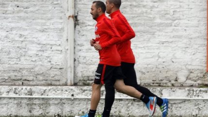 Marcelo Díaz fue la gran novedad en la práctica de Chile