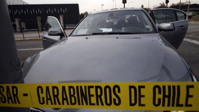 Delincuente robó un vehículo con un menor de dos años en su interior