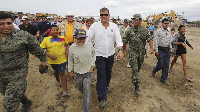 Réplica de magnitud 6,8 Richter sacudió al noroeste de Ecuador