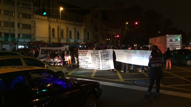 Estudiantes se tomaron varias sedes de la Universidad Andrés Bello