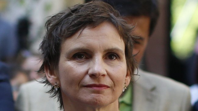 Carolina Tohá está dispuesta a bajar candidatura 