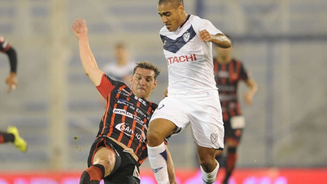 Matías Donoso jugó en empate de Patronato ante Vélez Sarsfield