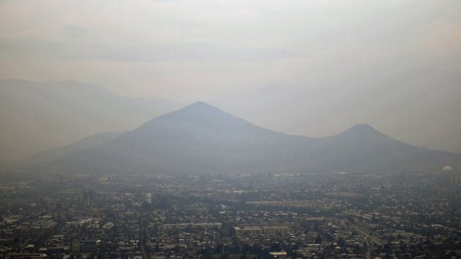Intendencia Metropolitana decretó alerta ambiental para este lunes
